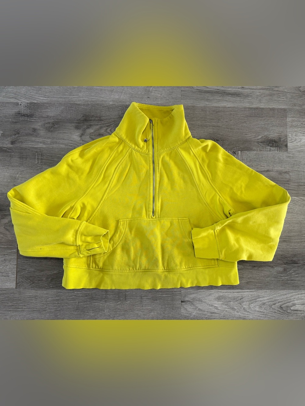 lululemon cropped scuba